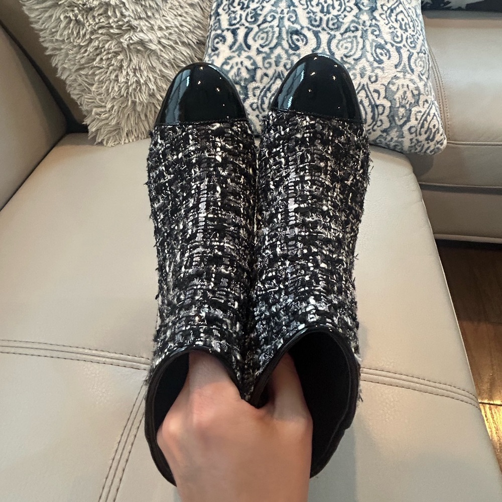 ✨Michael Kors Boots Size 5.5 - Picture 2 of 7